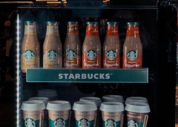 The Caffeinated Landscape: A Comprehensive Analysis of Caffeine in Large Iced Coffees from Major Retail Chains