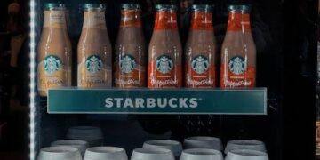 The Caffeinated Landscape: A Comprehensive Analysis of Caffeine in Large Iced Coffees from Major Retail Chains