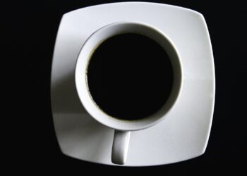 Beyond the Bottle: An Architect’s Guide to Flawless, Stok-Style Cold Brew at Home