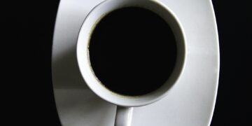 Beyond the Bottle: An Architect’s Guide to Flawless, Stok-Style Cold Brew at Home